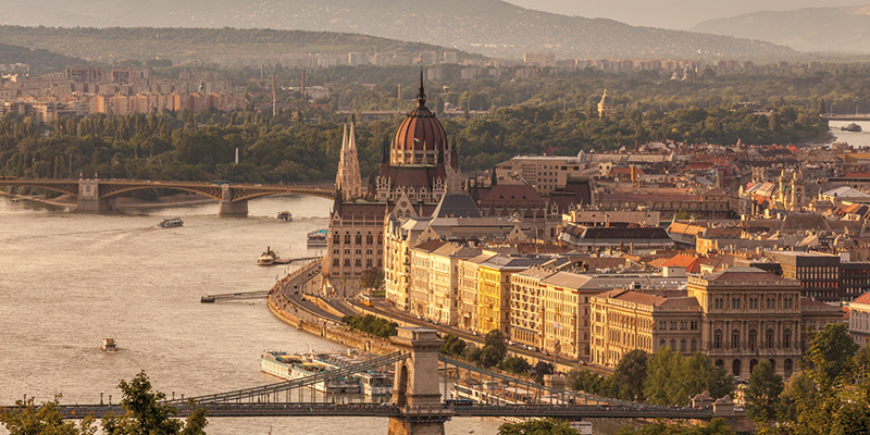 Erleben Sie neben Ihrer Behandlung die Stadt Budapest