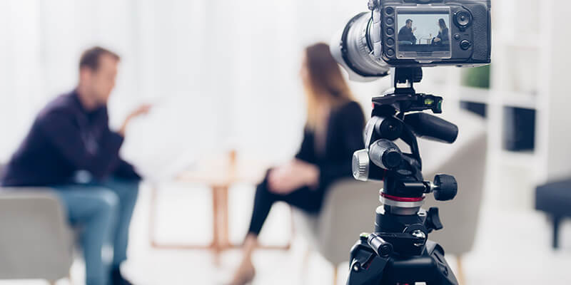 Interviews mit Patienten über Ihre Zahnbehandlung in Budapest